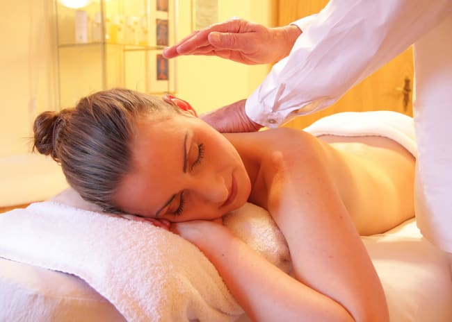 Massaggio + Peeling Corpo Centro Estetico Scacciapensieri Pagnacco -10%