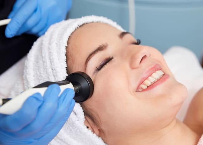 Ossigenoterapia o Radiofrequenza Viso L’Esthetique Mestre -41%