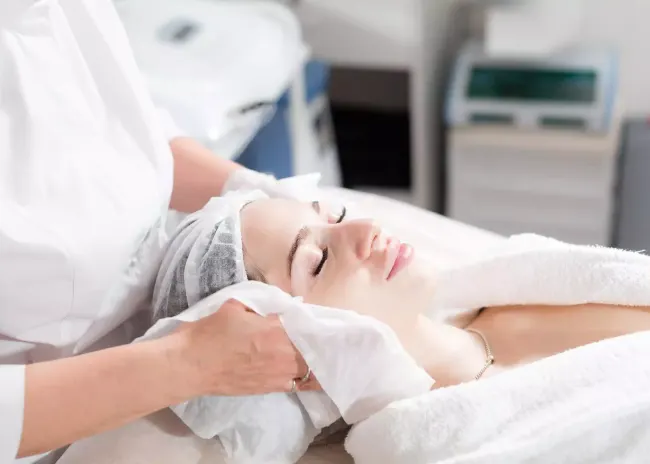 Pulizia Viso Radiofrequenza EsteticAmica Torino -63%