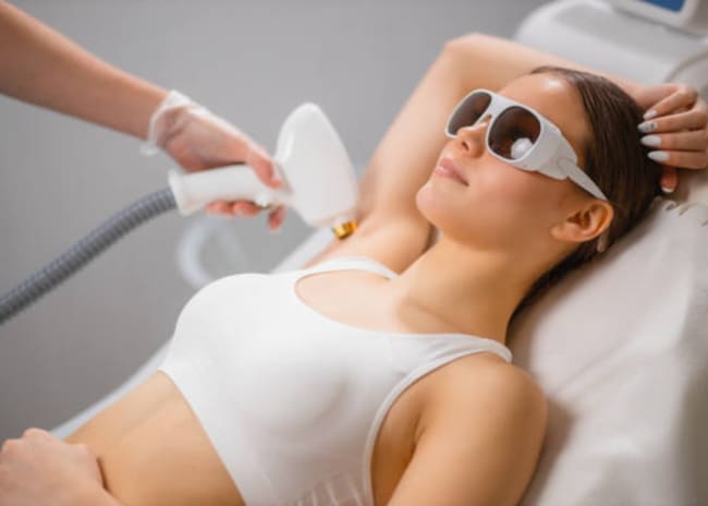 3 o 5 sedute di epilazione laser su zone piccole, medie o combinate Beauty Advance Torino -90%