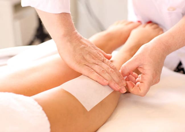 1 ceretta parziale o 1 ceretta total body presso Black Sun Milano - 52%