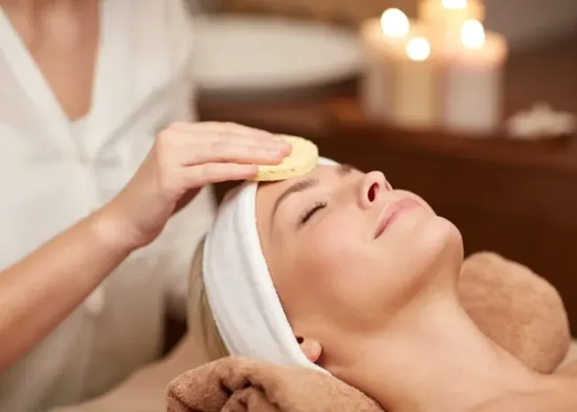 1 o 3 trattamenti viso illuminanti -63%