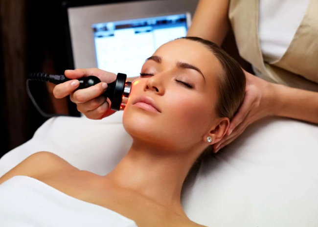 1 o 3 radiofrequenze viso o corpo -61%