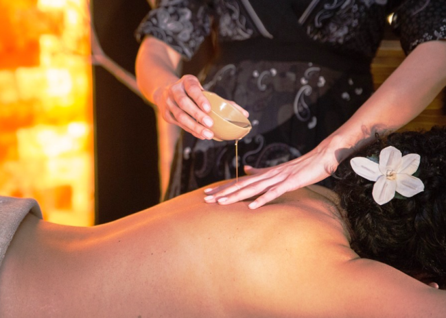 Rituale benessere olistico con visita e massaggi per 1 o 2 persone -72%