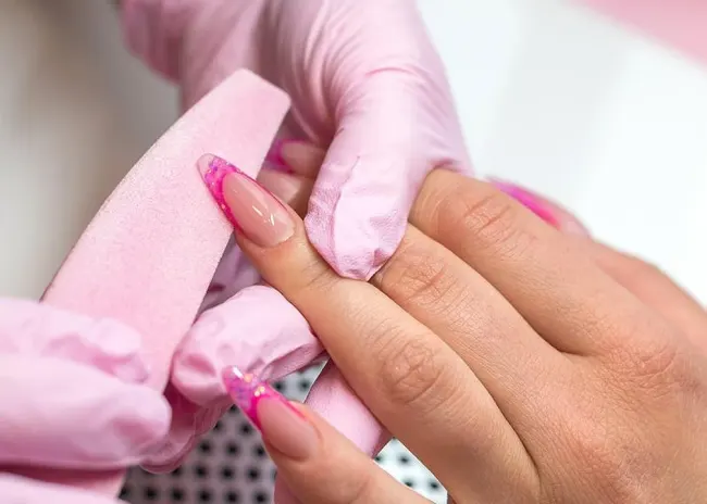 Manicure con Semipermanente o Ricostruzione Ancora Più Bella Collegno -45%