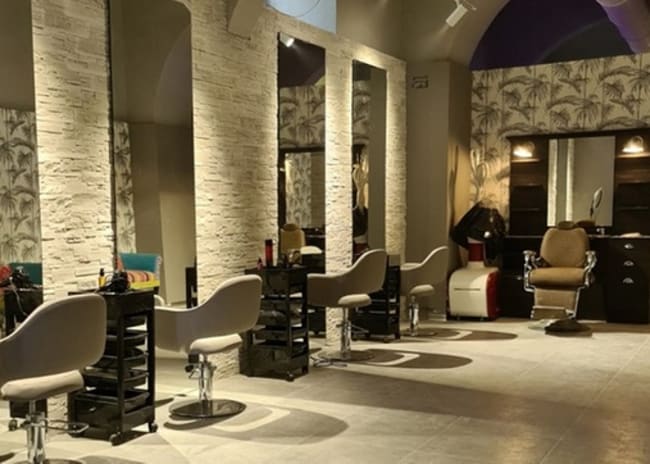 Shampoo, taglio, piega e colore Donna - 52%