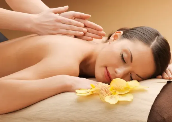 1 massaggio o trattamento a scelta tra relax, pinda, stone o rituale rever -50%