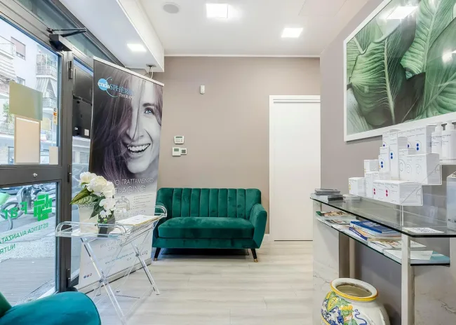 pulizia viso hydrafacial farmalaser garbatella roma -30%