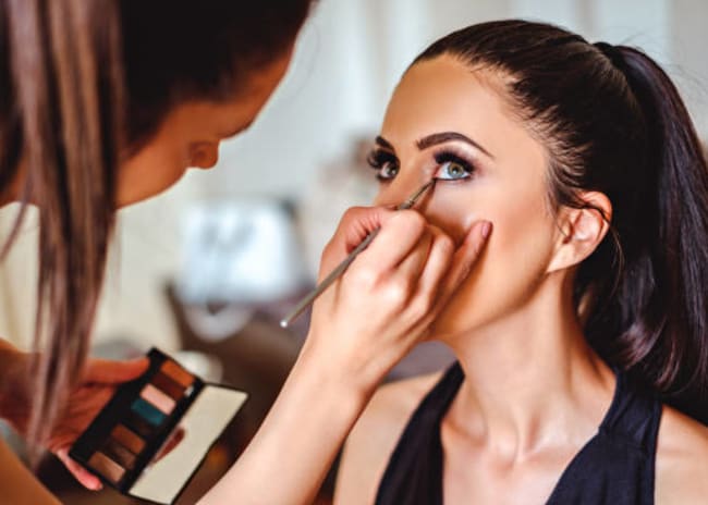 Corso Self Make-up di gruppo -61%