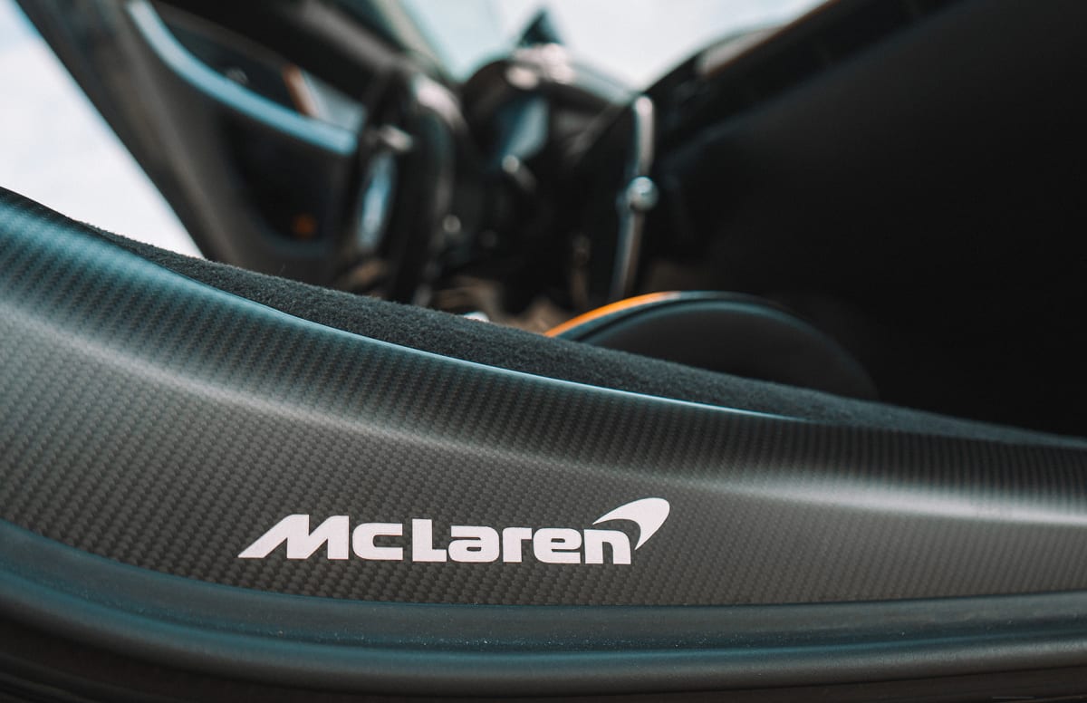 Guida McLaren Artura Performance Circuito Precenicco