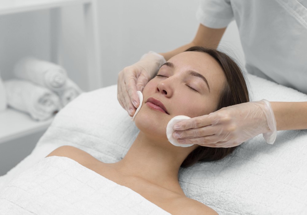 Pulizia Viso Radiofrequenza EsteticAmica Torino -63%