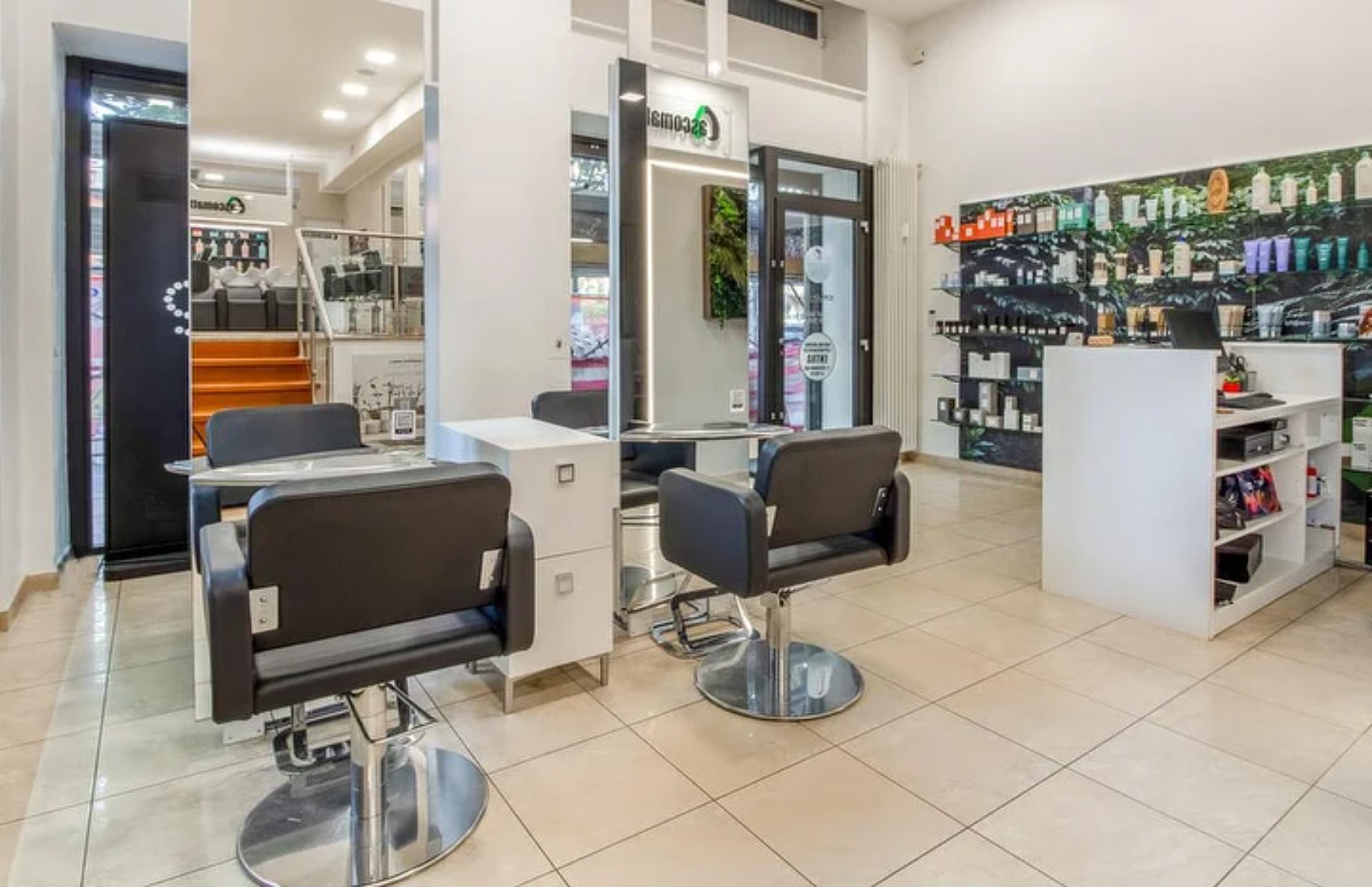 Shampoo, Colore, Trattamento piega Cascomatto Parrucchieri Torino -58%
