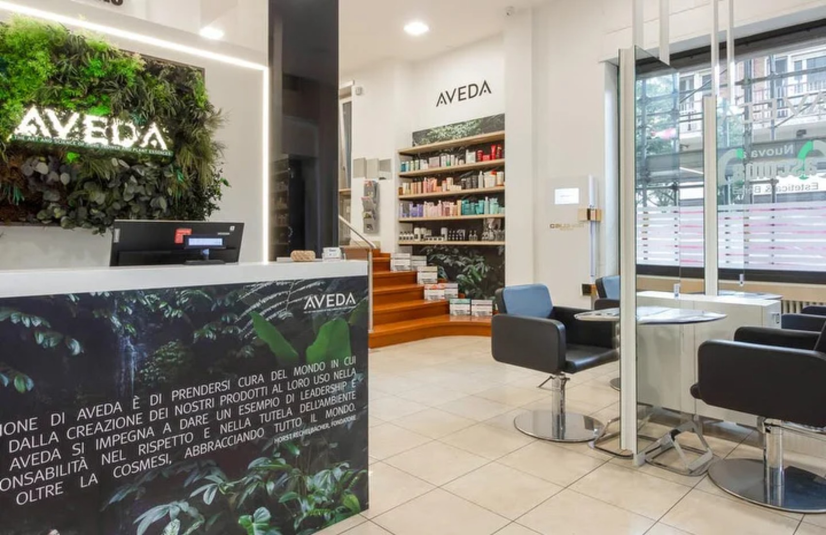 Shampoo, Colore, Trattamento piega Cascomatto Parrucchieri Torino -58%
