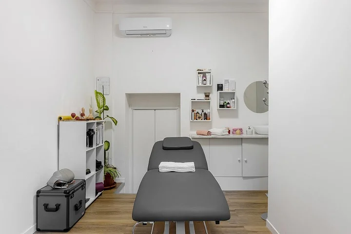 Massaggi Natural Therapy di Ricky Torres Milano -54%