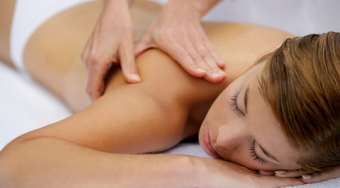1 o 3 massaggi a scelta tra relax, decontratturante e linfodrenante da 45 minuti -53