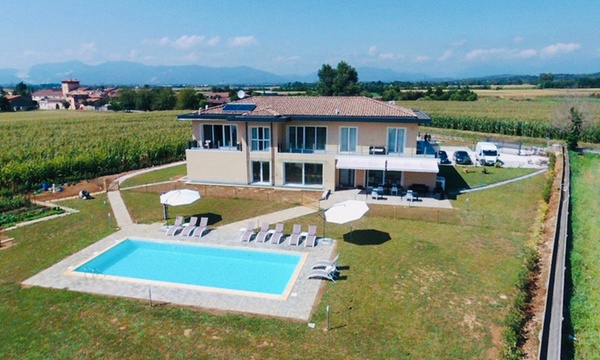 Percorso Spa di coppia con degustazione di prodotti a km 0 e vino -20%