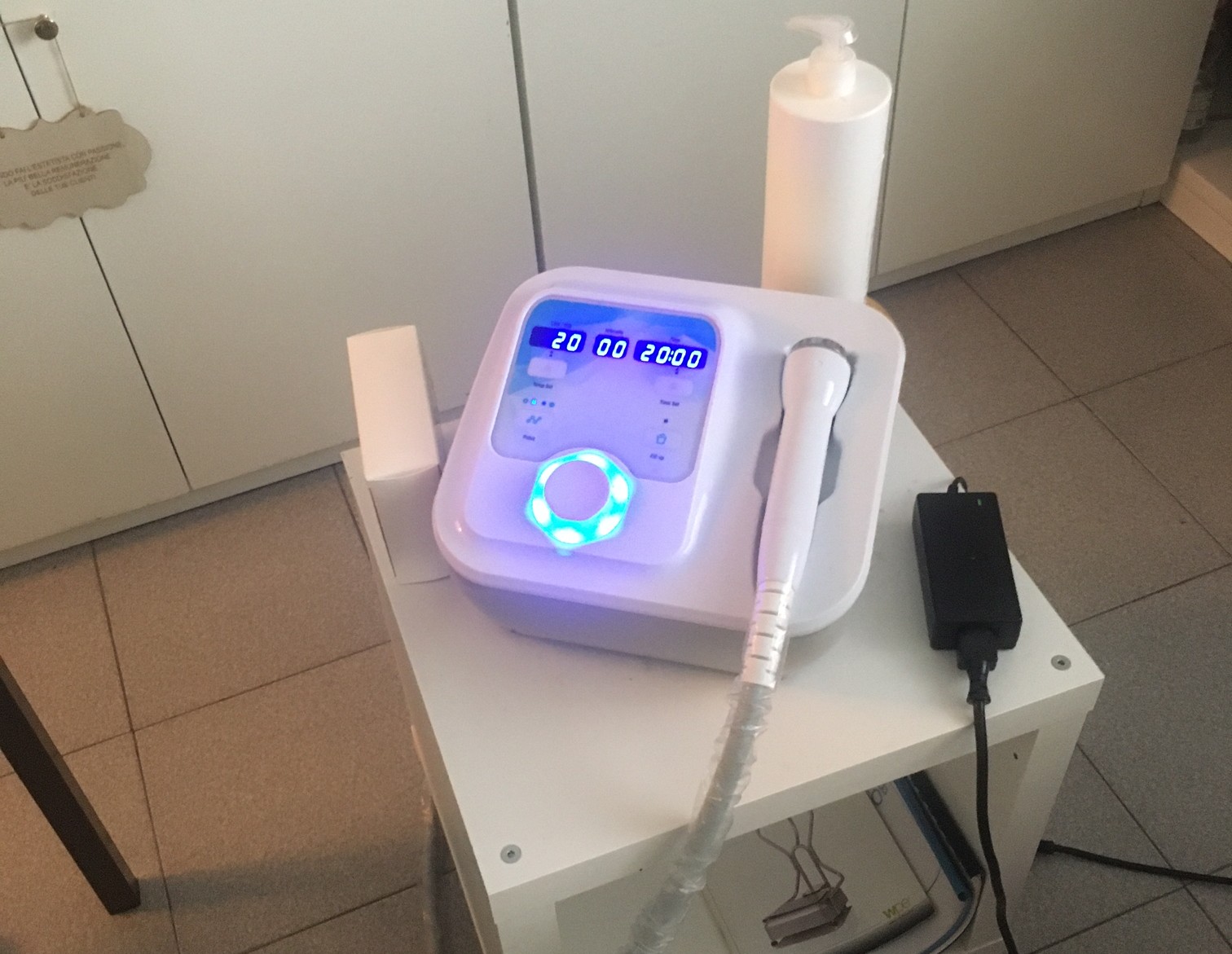 1 o 3 sedute di radiofrequenza viso o ossigenoterapia da 30 minuti -80%