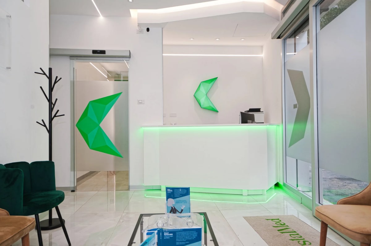 Visita Odontoiatrica, pulizia Professionale e Sbiancamento LED