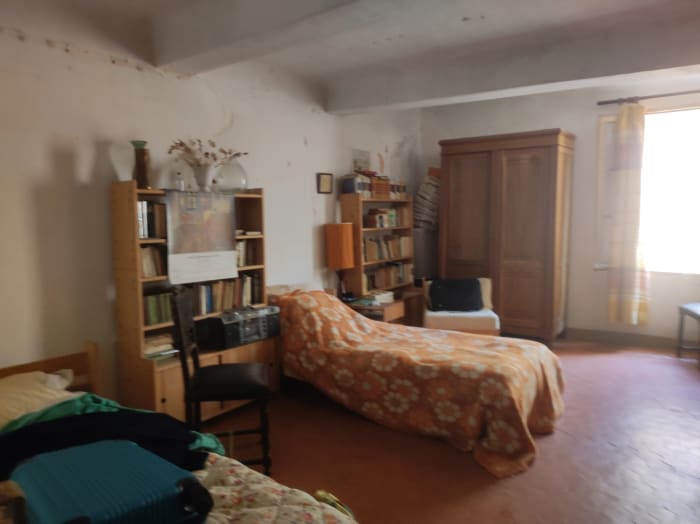 Lorgues, spacieuse maison  de village à rénover — photo 6