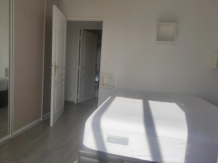Lorgues, très joli appartement avec une terrasse et garage — photo 7