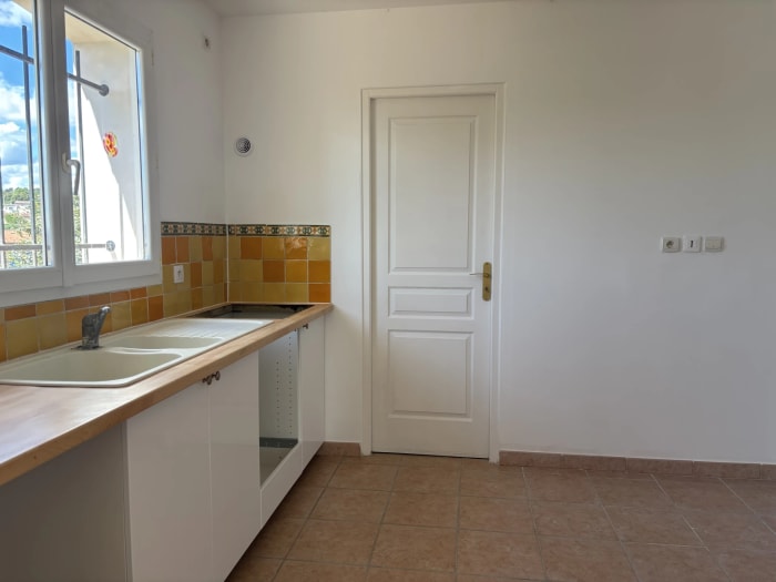 Jolie maison de plain-pied — photo 8