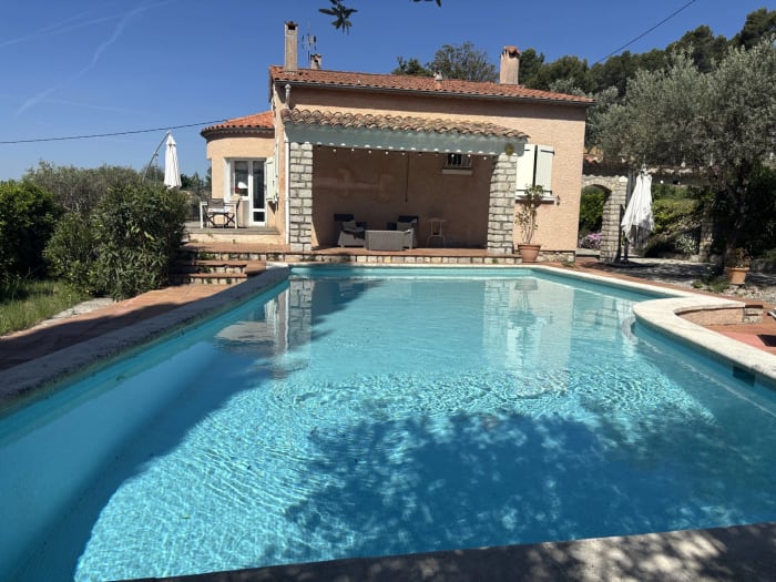Lorgues, charmante maison très lumineuse sur 1500 m2 — photo 3