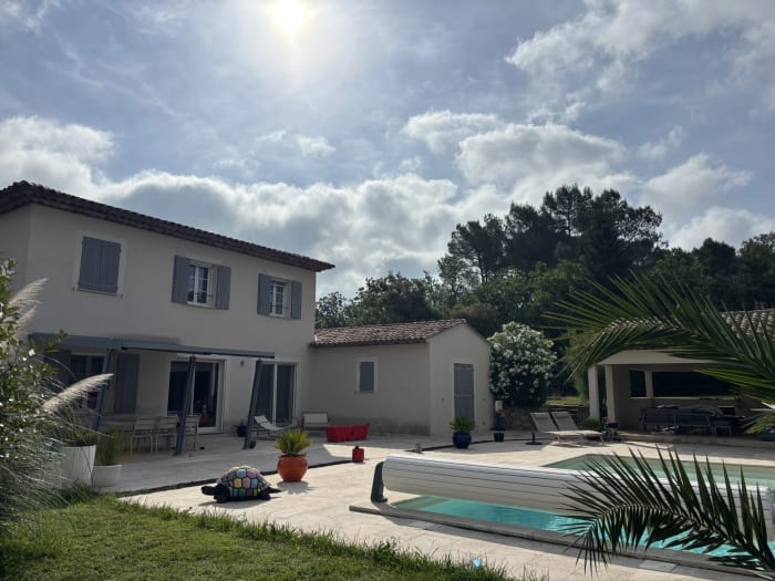Lorgues, très jolie maison provençale située sur 4 047 m² de terrain — photo 2