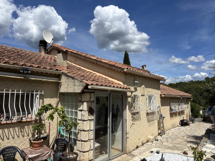 Lorgues, maison sur 2 030 m² de terrain avec studio et piscine — photo 5