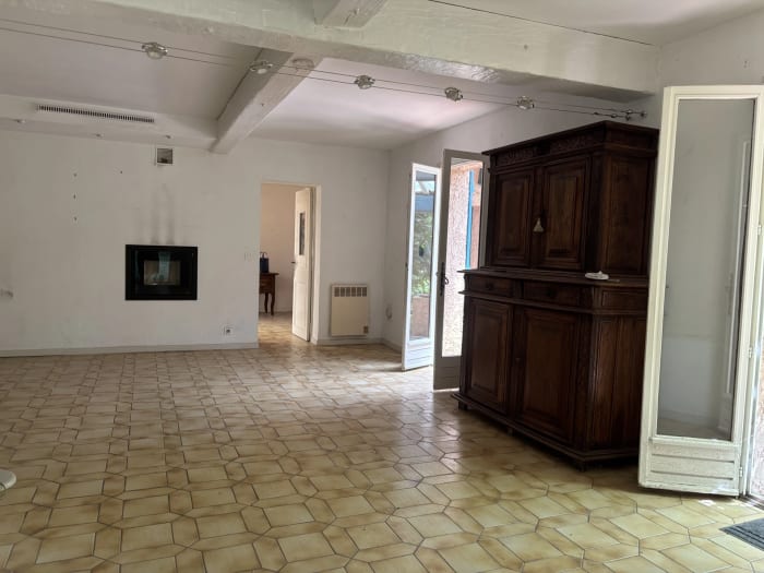 Lorgues, maison à relooker sur 417 m² de terrain — photo 6