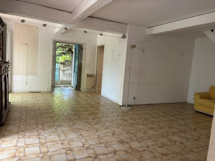 Lorgues, maison à relooker sur 417 m² de terrain — photo 5