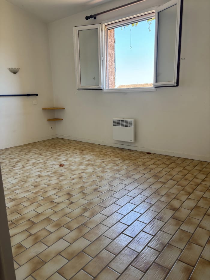 Lorgues, maison à relooker sur 417 m² de terrain — photo 11