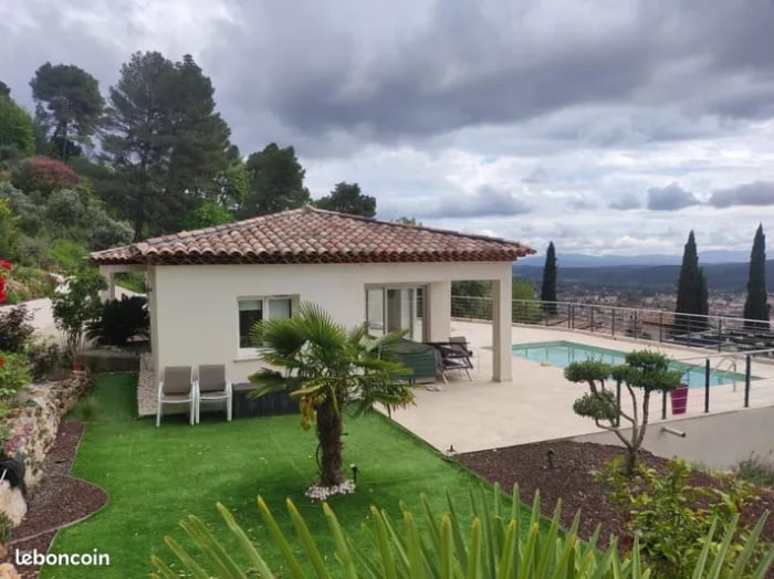 Draguignan.  Maison avec piscine — photo 2