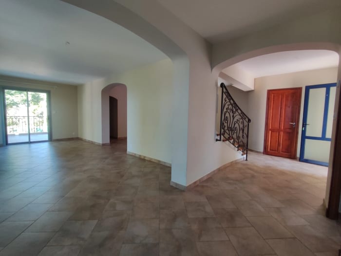Spacieuse maison avec appartement — photo 7