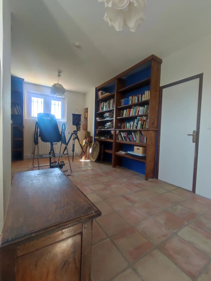 Maison de maçon de 217 m² sur 1 542 m² — photo 2