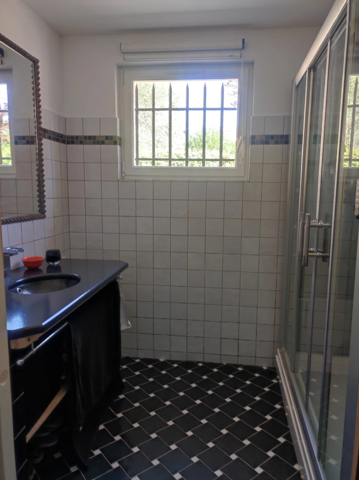 Maison de maçon de 217 m² sur 1 542 m² — photo 4