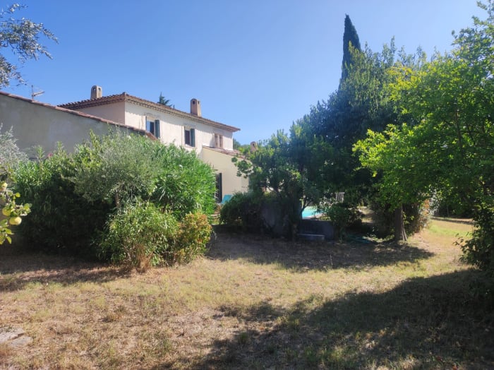 Maison de maçon de 217 m² sur 1 542 m² — photo 17