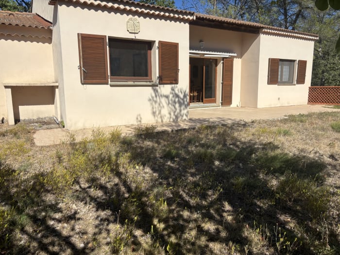 St Antonin du Var, maison   plain-pied  sur 2283 m2 — photo 3
