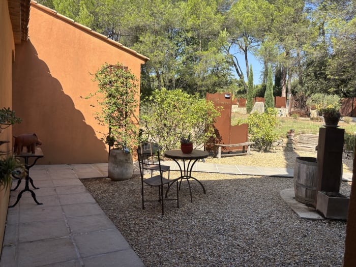 À Lorgues — photo 18