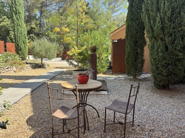 À Lorgues — photo 20