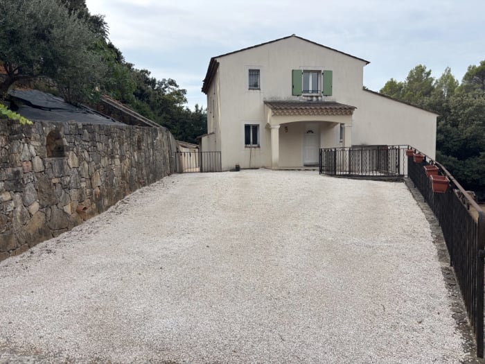 Lorgues, maison  Traditionnelle  avec piscine — photo 16