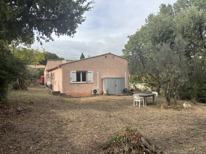 Lorgues, maison de plain-pied en parfait etat — photo 5