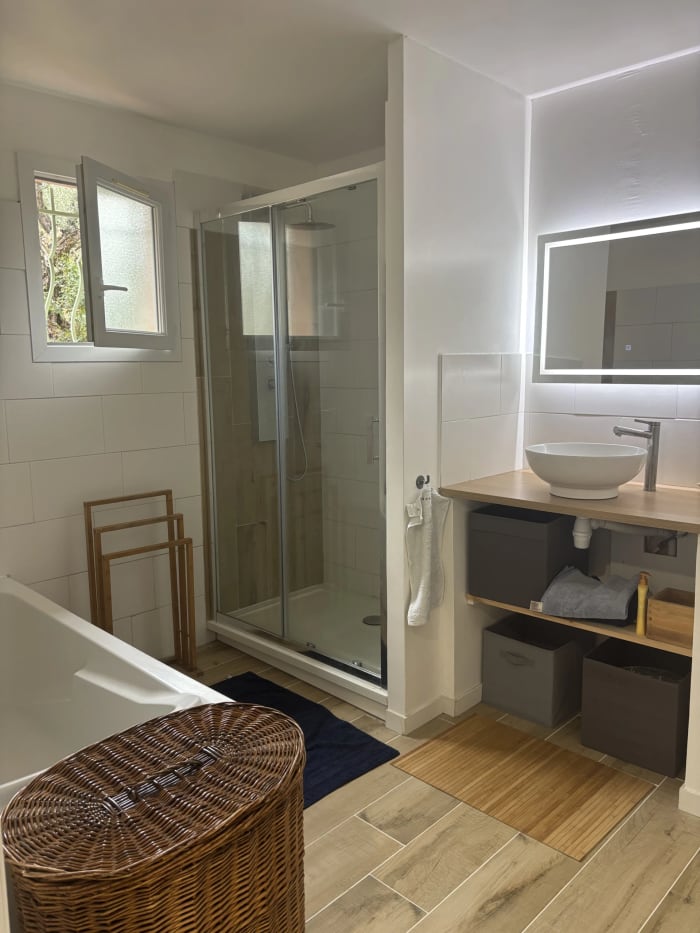 Lorgues, maison de plain-pied en parfait etat — photo 17
