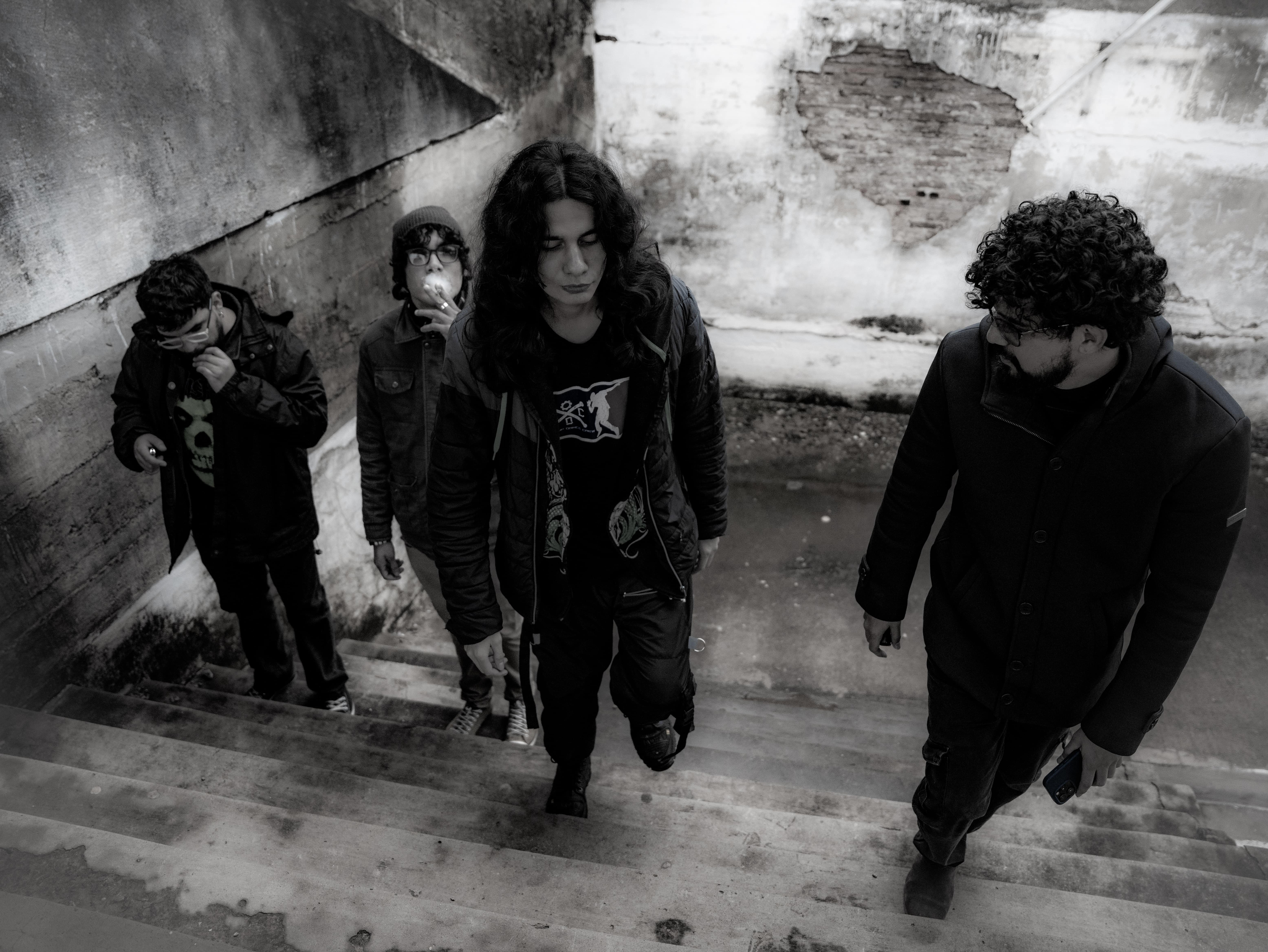 The Los: un gesto honesto desde la antigua y colonial ciudad