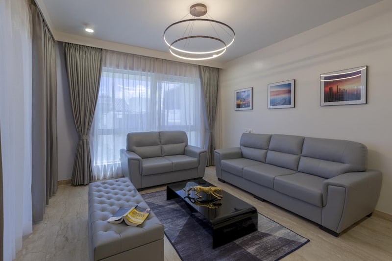 A fully furnished 3bhk Flat is available for rent