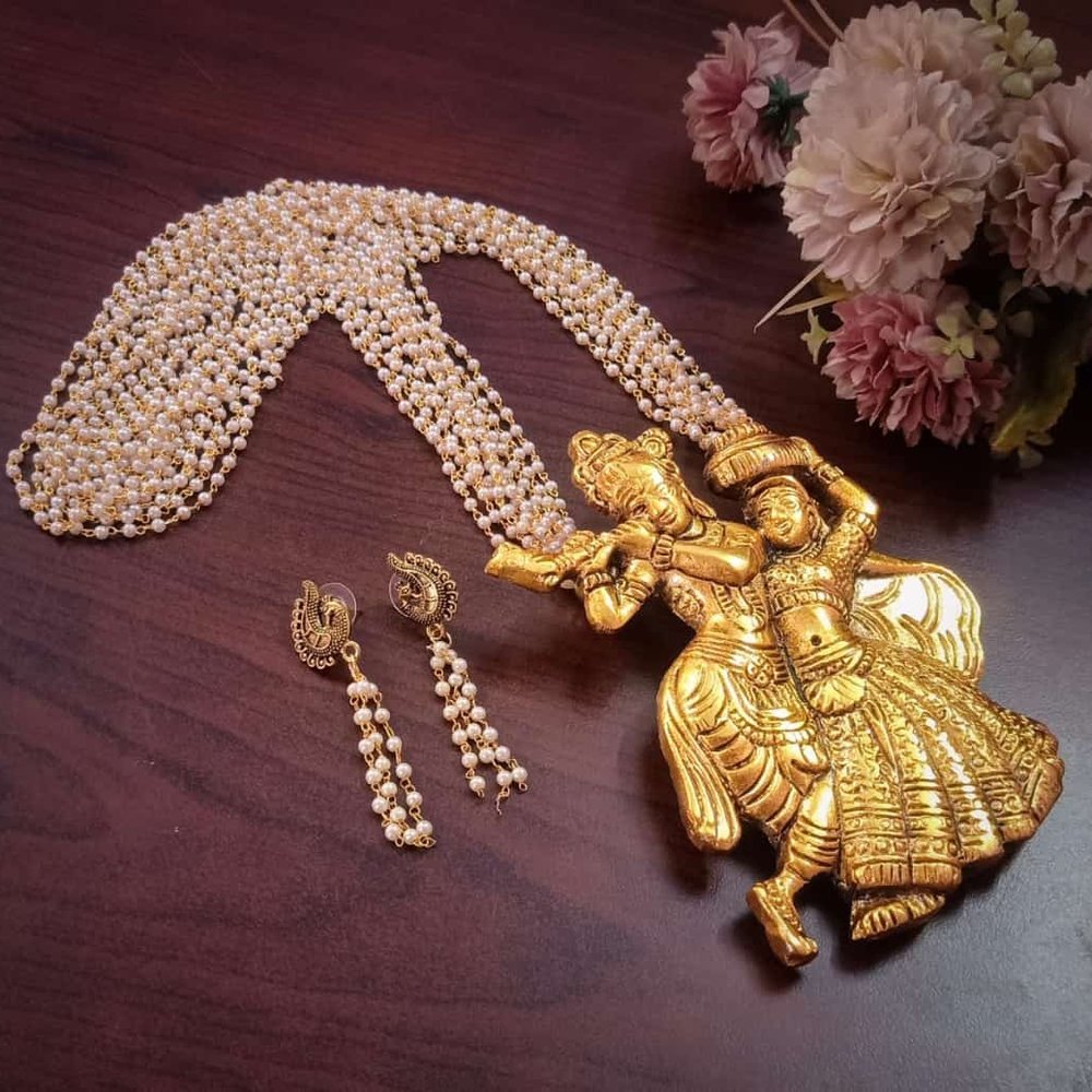 Radha Krishna Pearl Mala Necklace Set - Image 1