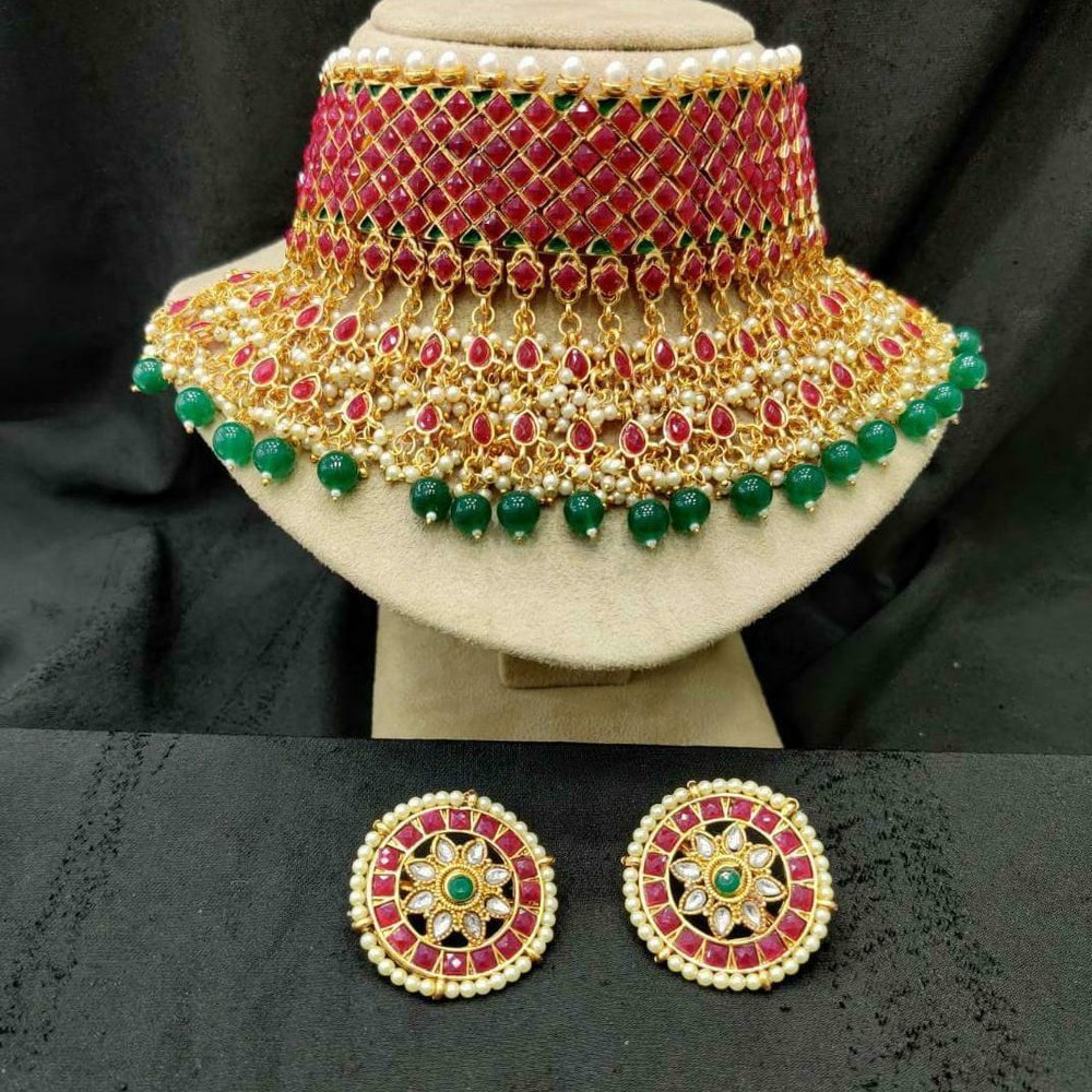 Bridal Kundan Choker Set with Emerald Bead Drops - Image 1