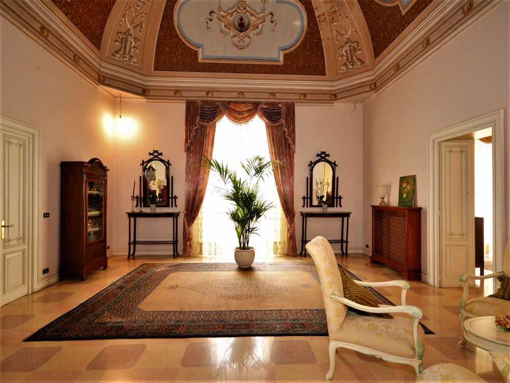 holiday-apartment--ostuni-lounge-area-melody-luxury-suite-holiday-apartment-ostuni-palazzo-rodio
