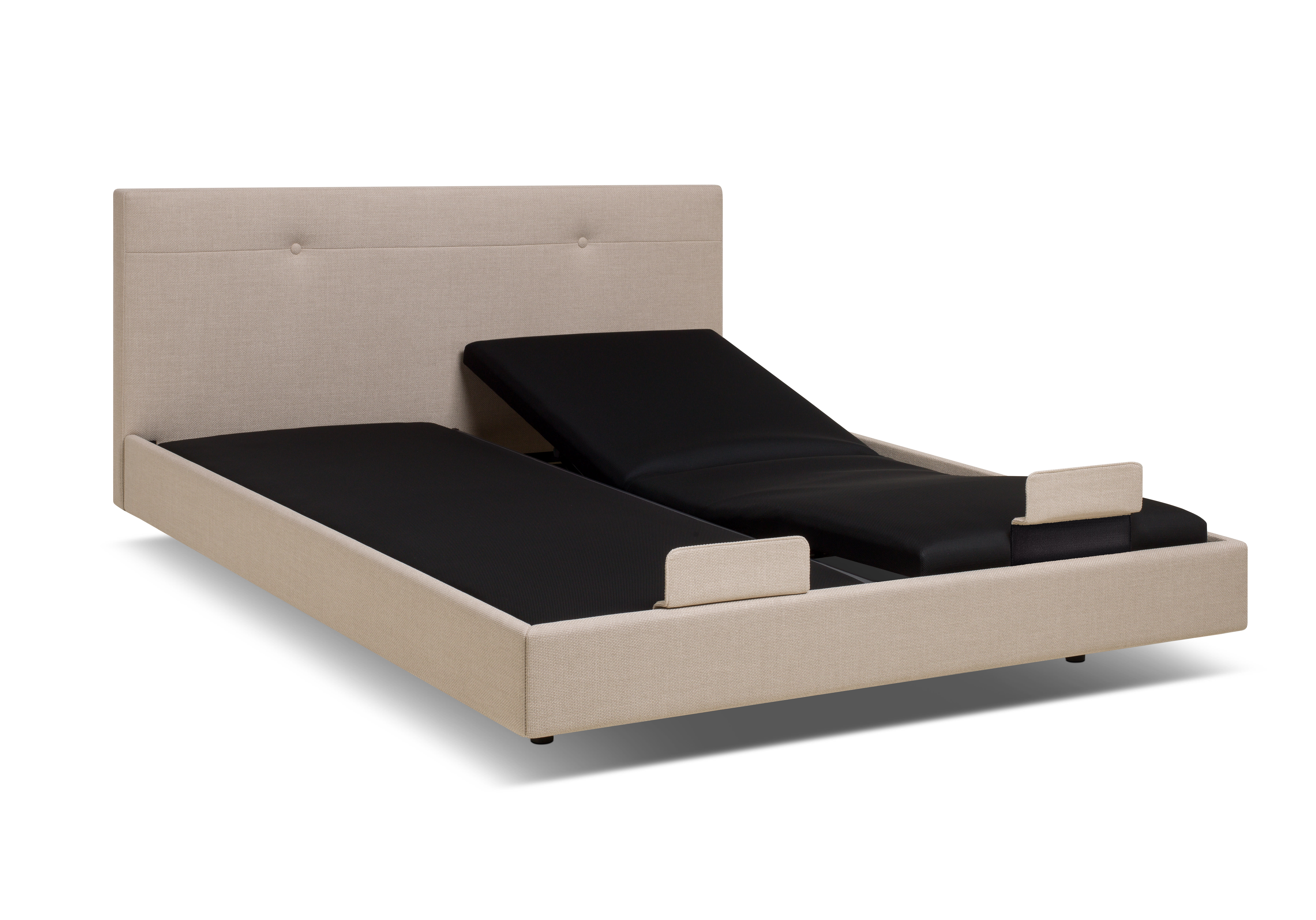 Das Riposa Boxspringbett Aurora Relax wird mit einem schwarzen Kopfkissen geliefert. Das Riposa Boxspringbett Aurora Relax wird mit einem schwarzen Kopfkissen geliefert.