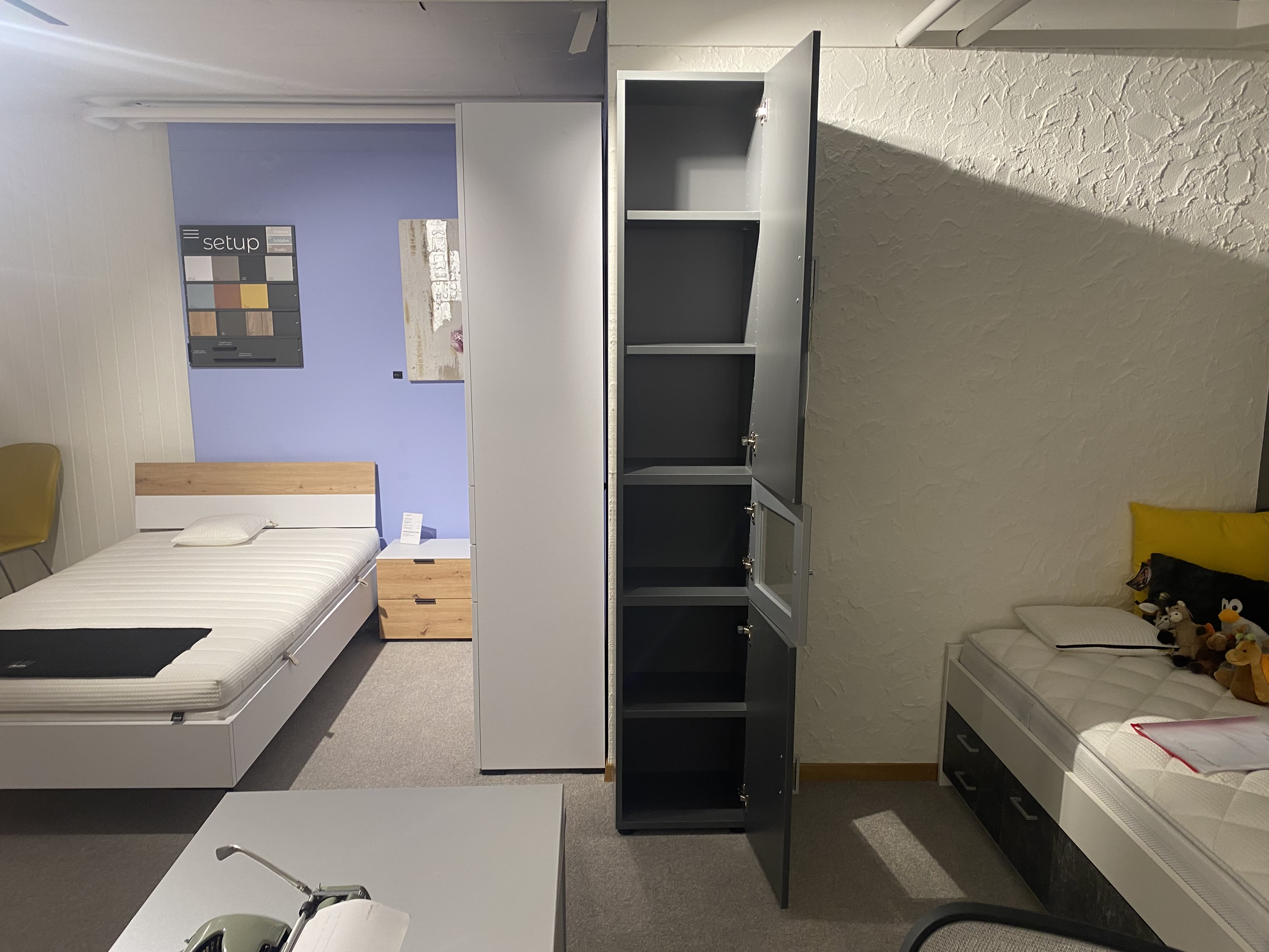 Schrank Window