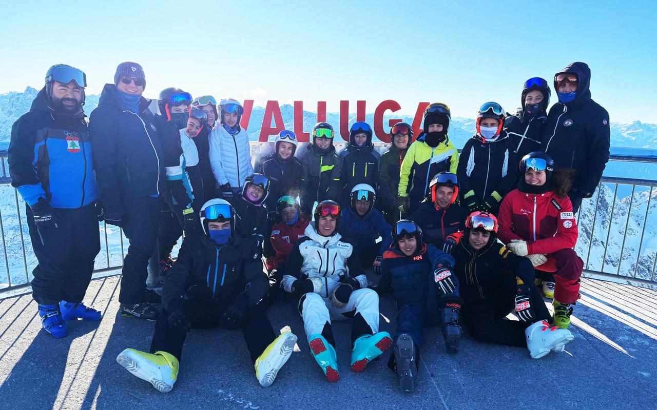 Blog Post Image البعثة اللبنانية لدى وصولها الى النمسا